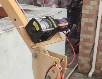 電動(dòng)絞盤(pán)為什么不適合安裝在室外吊運機上